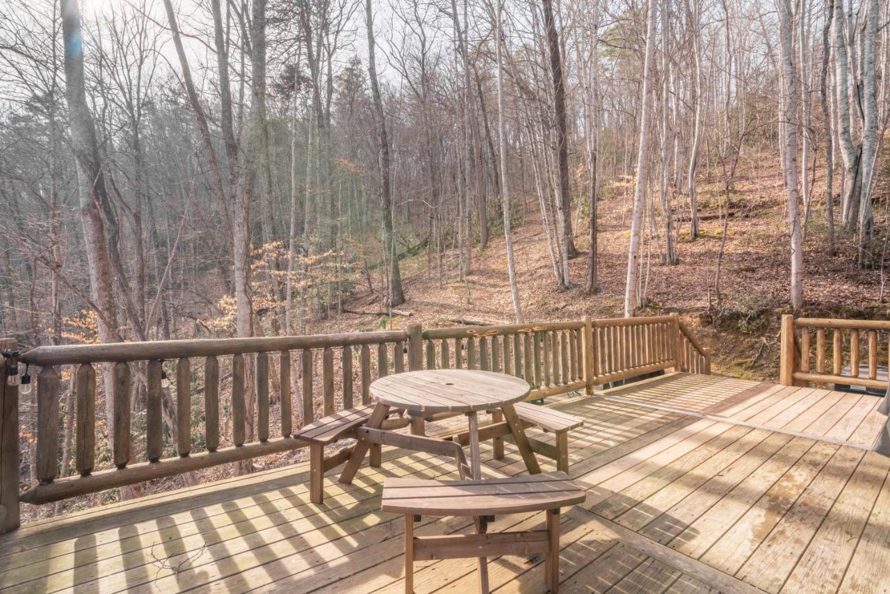 Moonshine Ridge Cabin With Hot Tub And Fire Pit Pigeon Forge Εξωτερικό φωτογραφία
