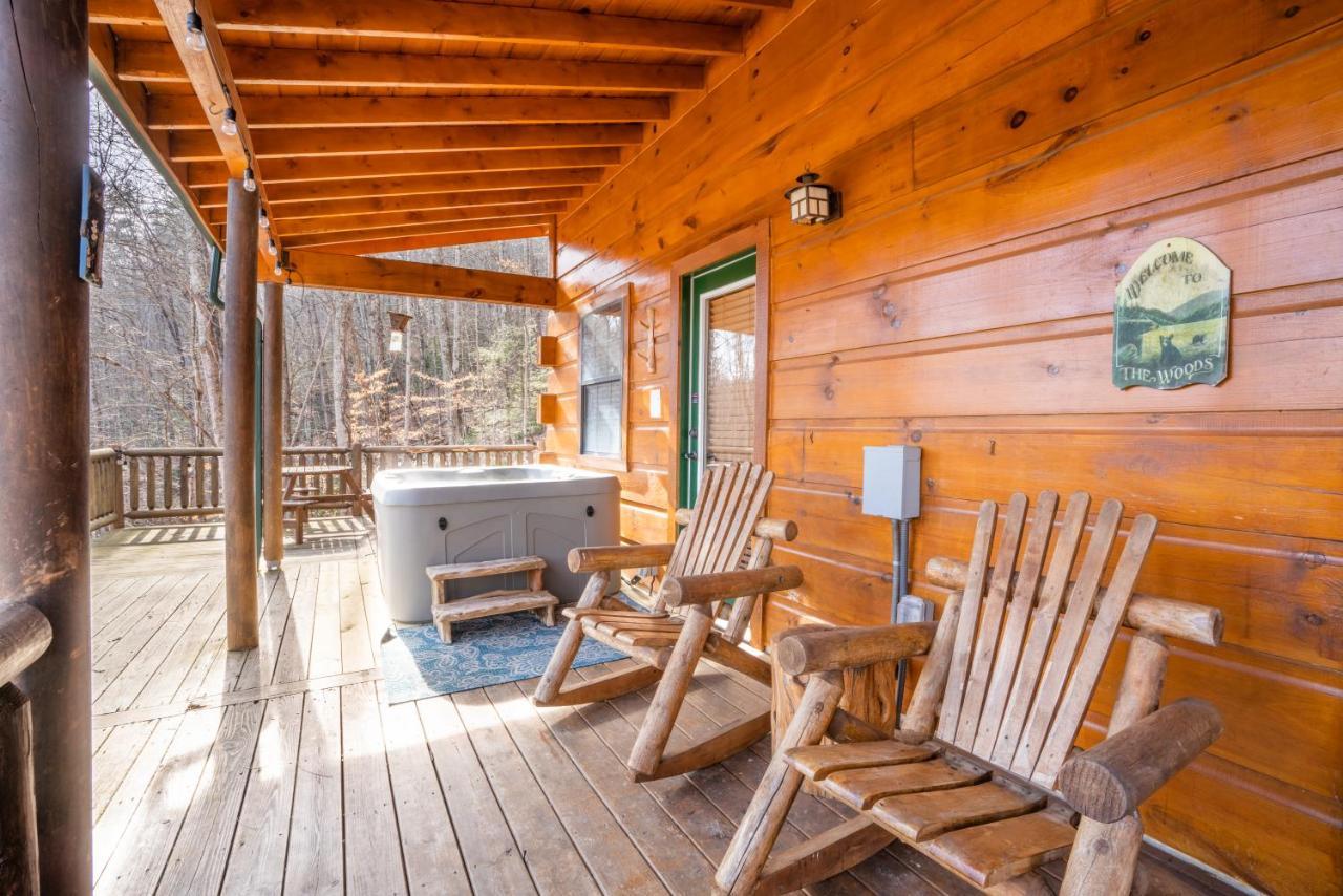 Moonshine Ridge Cabin With Hot Tub And Fire Pit Pigeon Forge Εξωτερικό φωτογραφία