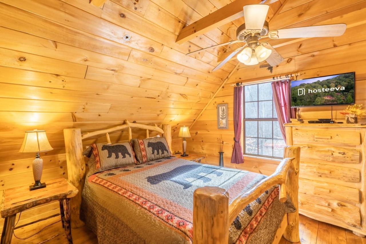 Moonshine Ridge Cabin With Hot Tub And Fire Pit Pigeon Forge Εξωτερικό φωτογραφία